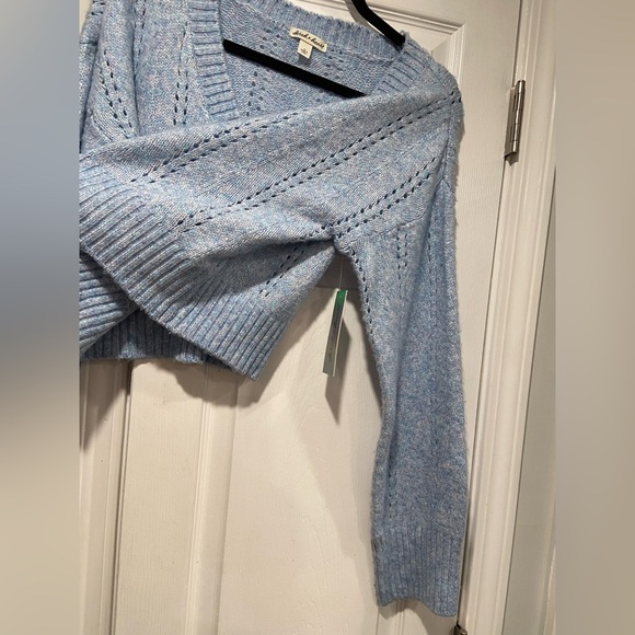 NWT Derek Heart Size M Oversized Cropped V Neck Pointelle Cardigan Light Blue - Picture 7 of 12